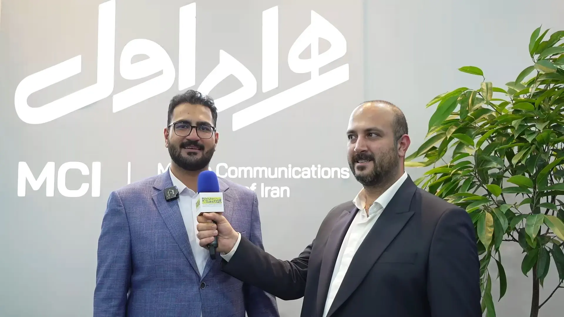 مصاحبه با مشارکتکنندگان شانزدهمین نمایشگاه بینالمللی صنعت مالی