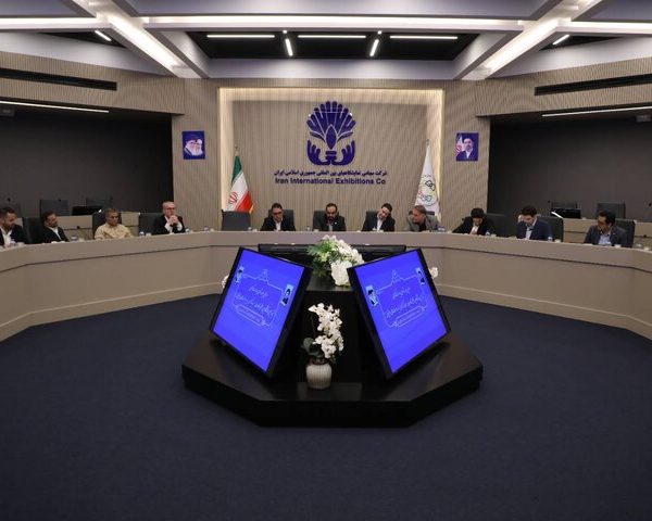 برگزاری نشست شورای سیاستگذاری نمایشگاه «نظام مالی، سرمایه گذاری و زیرساخت های دیجبتال»